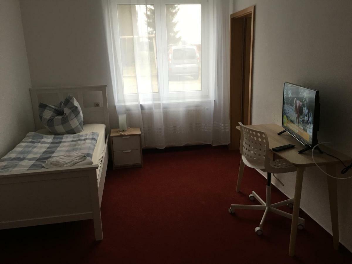 Jimmy Gastronomie & Uebernachtung Hotel Altheim  ภายนอก รูปภาพ
