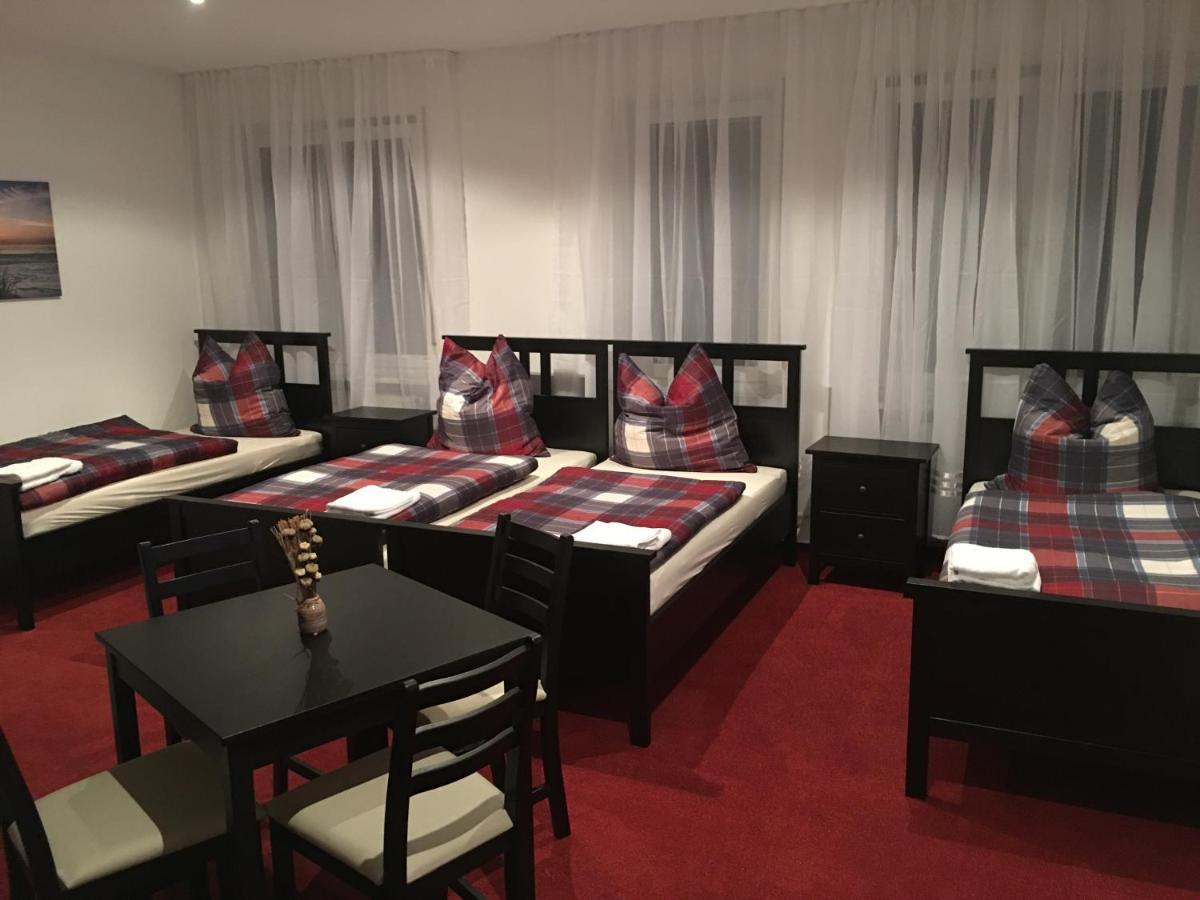 Jimmy Gastronomie & Uebernachtung Hotel Altheim  ภายนอก รูปภาพ